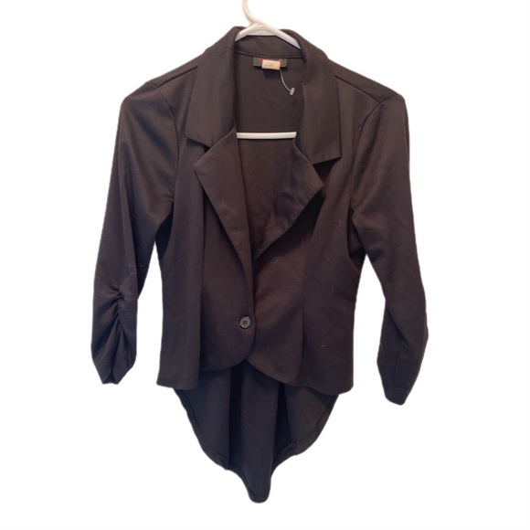 Silhouette NYC, Black Jacket with longer tail in back in medium - Picture 7 of 8